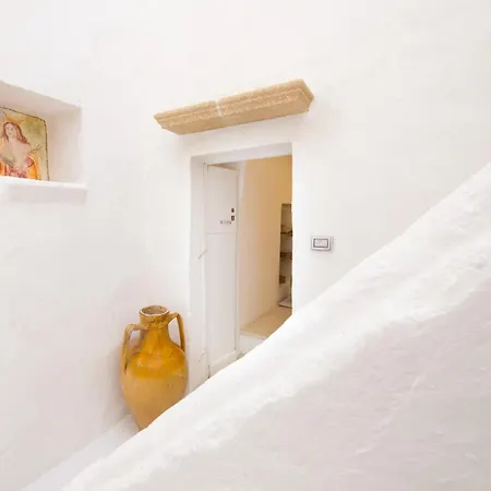 Corte Cataldi Bed & Breakfast 3*